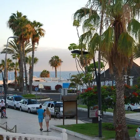 Cristianos Royal Gardens Apartment *